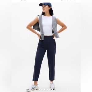 Athleta Endless High Rise Pant Size 10P Navy Stretch Fabric Tapered Athletic